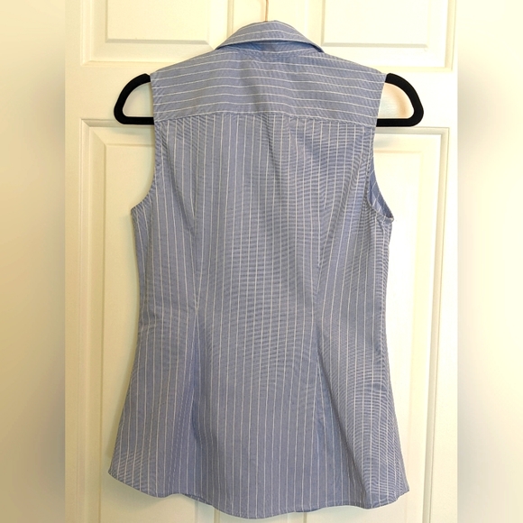 2 for $25 BR Sleeveless Blouses, EUC, Size 2. - Picture 8 of 9